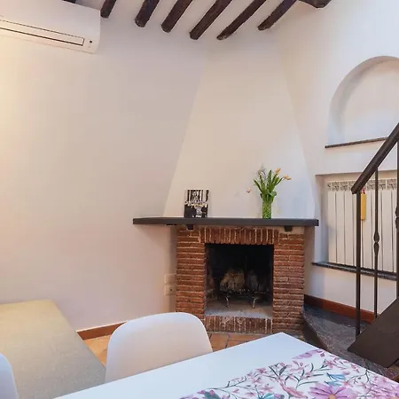 アパート Trastevere Escape - Charme Holidays ローマ